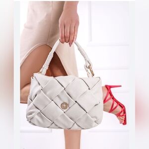 🇮🇹Isadora Genuine Italian Leather Chic Cream Quilted Shoulder Bag
